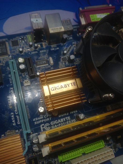 Материнская плата gigabyte комплект