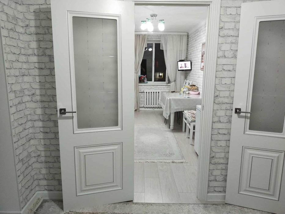 продам 2 ком.квартиру авиагородке