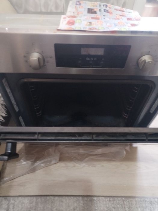 Фурна за вграждане Whirlpool AKP 742