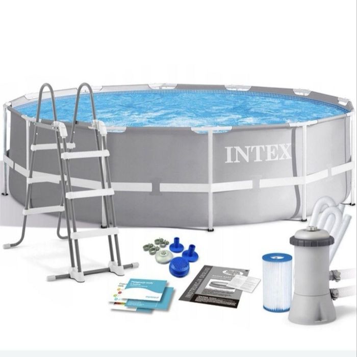 Продаётся бассейн intex