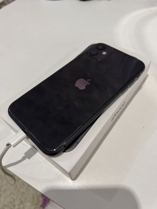 Iphone 11 в хорошем состоянии