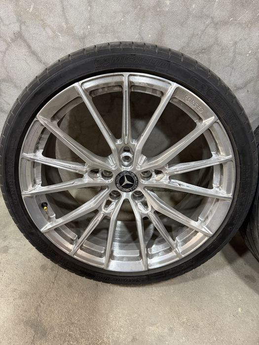 Michalen Pilot Sport 4