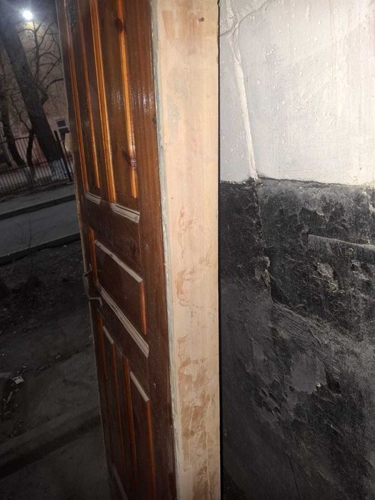 Продам входную дверь