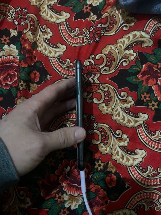 айфон 11 64гб срочно