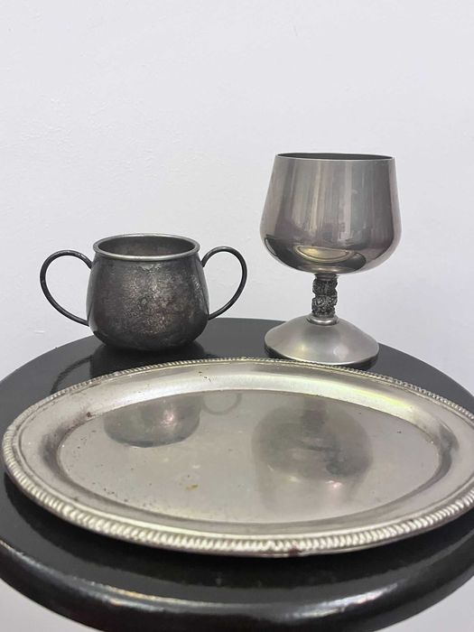 Set din metal argintat format din 3 piese bibelou bibelouri vaza