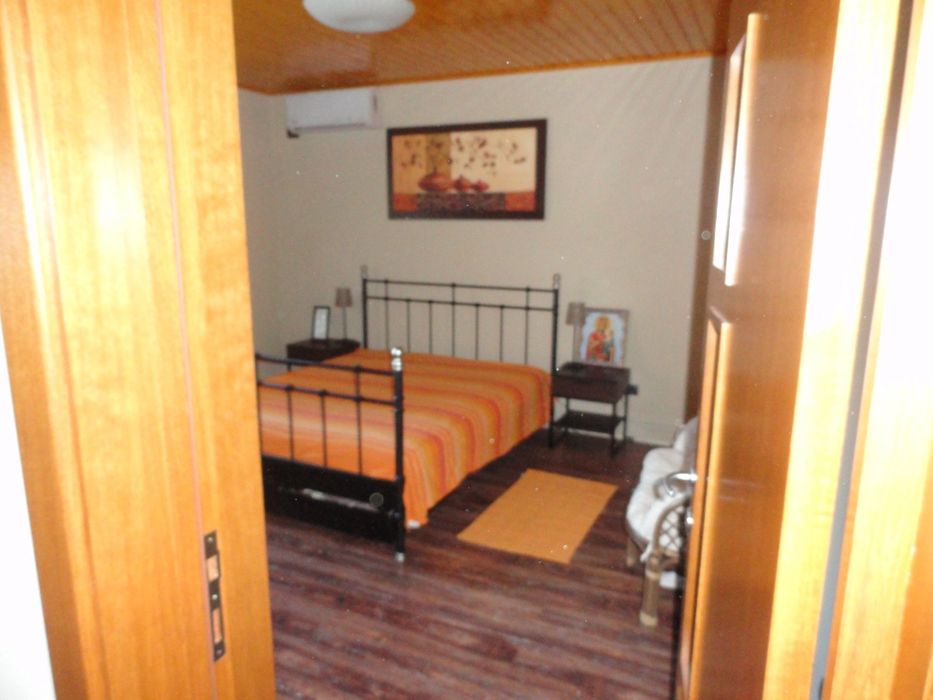 Casa 3 camere cu vedere la lac