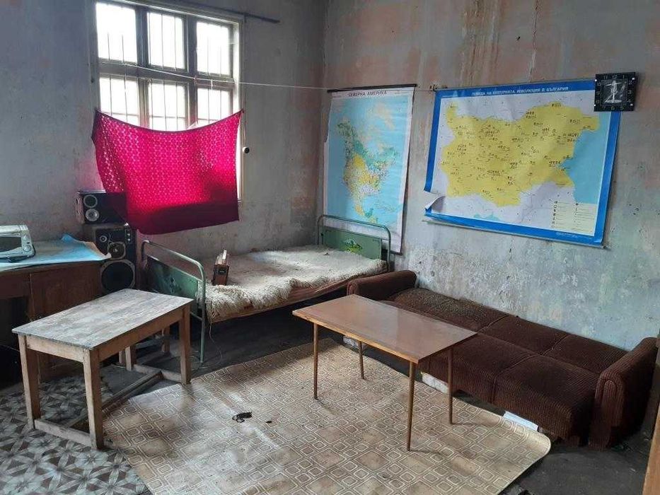 Къща в Тревненския балкан