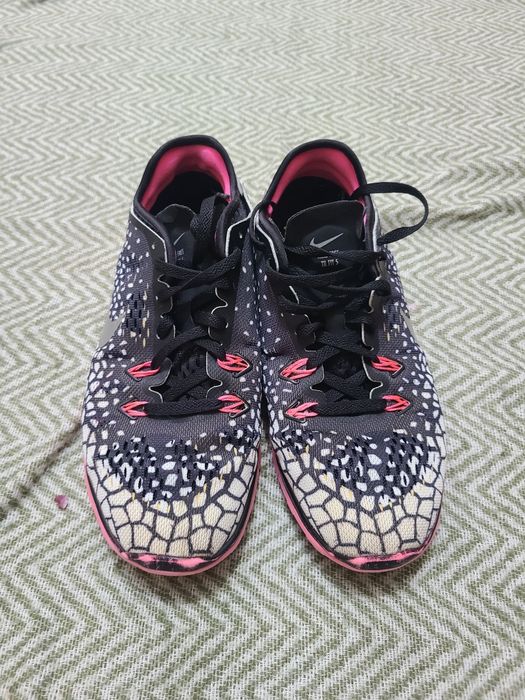 Adidasi Nike marime 36