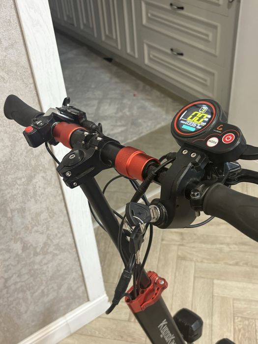 Продам электросамокат