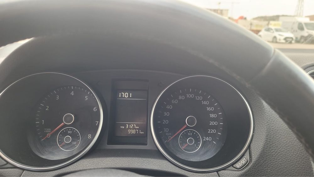 VOLKSWAGEN Golf 2011 — imagine 5