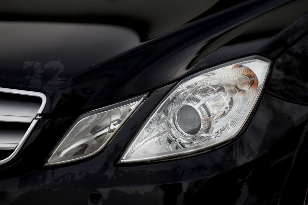 Dezmembrez Mercedes E W212 bara usa far stop capota haion jug sam