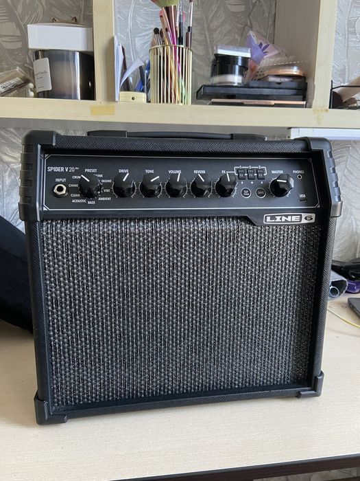 Комбоусилитель LINE 6 SPIDER V 20