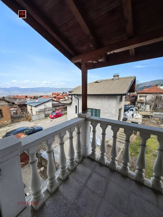 Къща в Кюстендил, област-гр.Сапарева баня площ 210 цена 119000