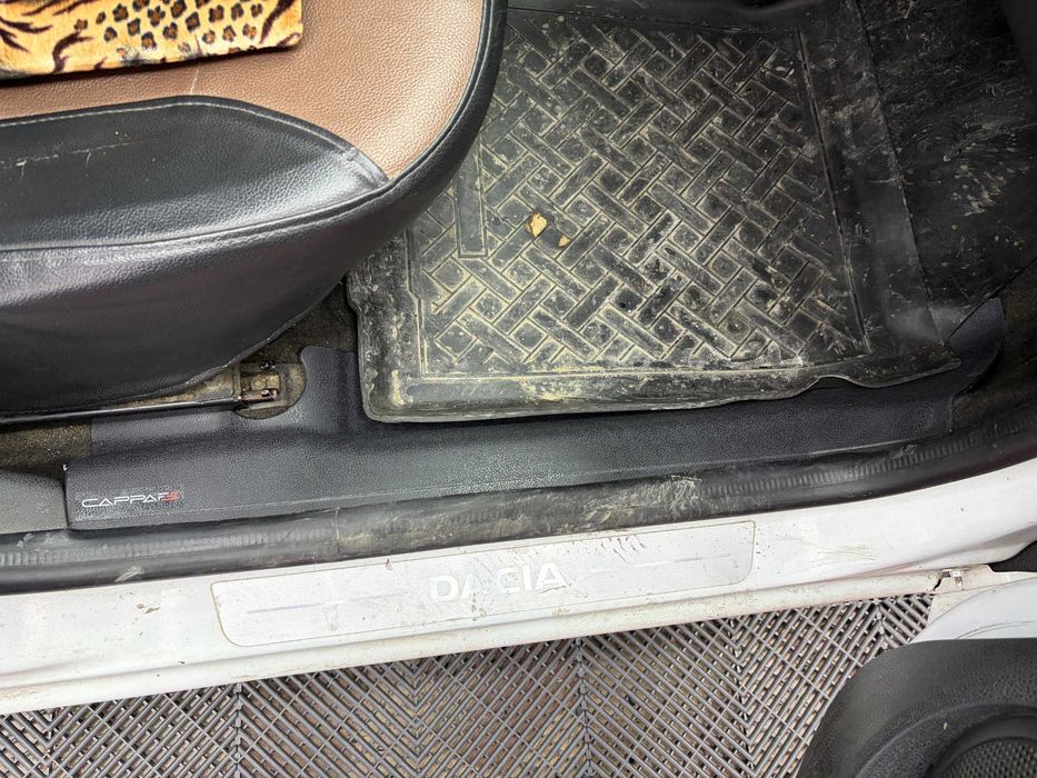 Protectii Mocheta / Prag Interior Dacia Logan 2