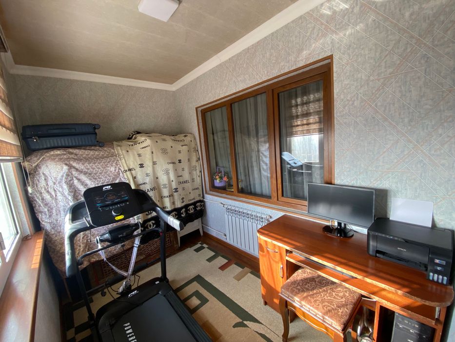 Квартира 3-х комнатная на Карасу 6