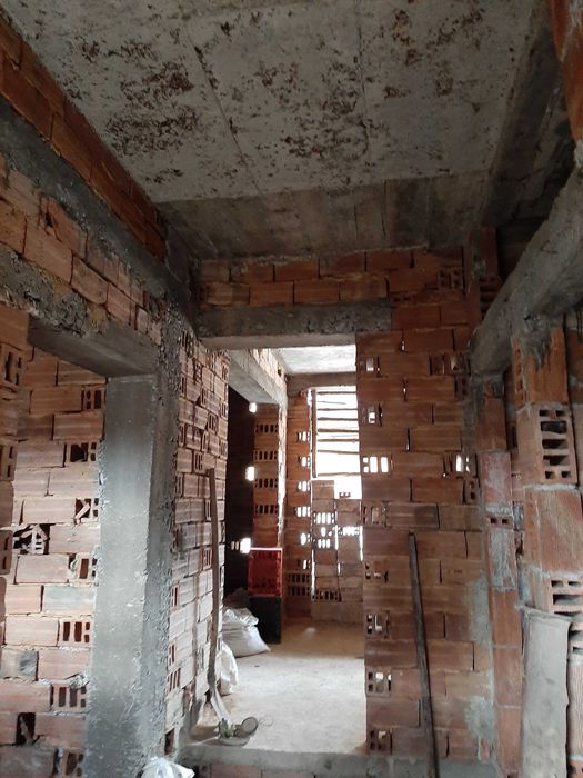 Продава се къща в с.Згориград 292 кв.м.