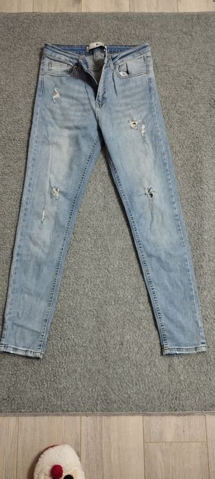 Blugi dama diferite modele