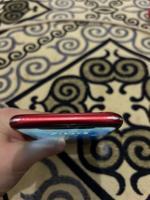 iPhone 11 RED цвет