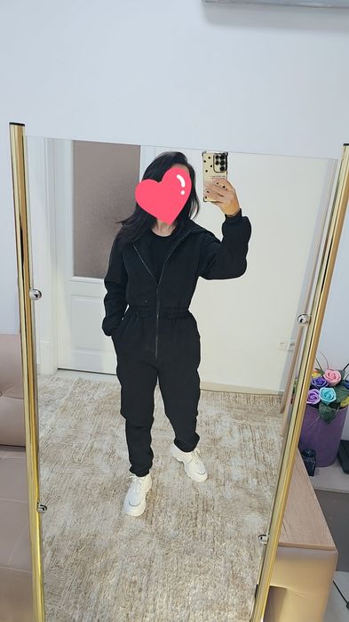 Женский зимний комбинезон. Цвет чёрный. Размер на М, Л оверсайз