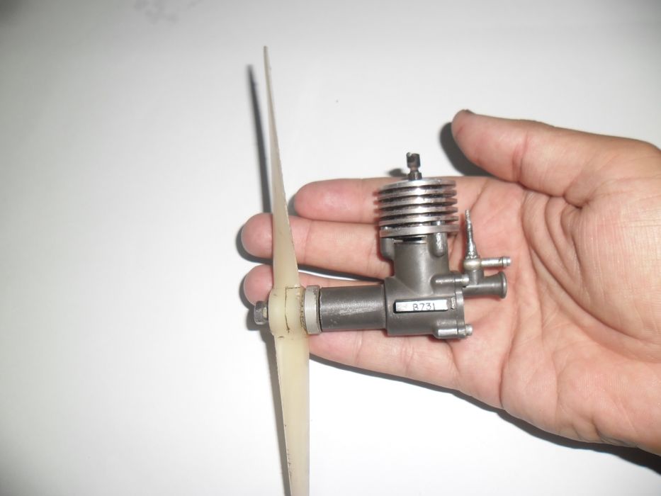 Микродвигател МК-16