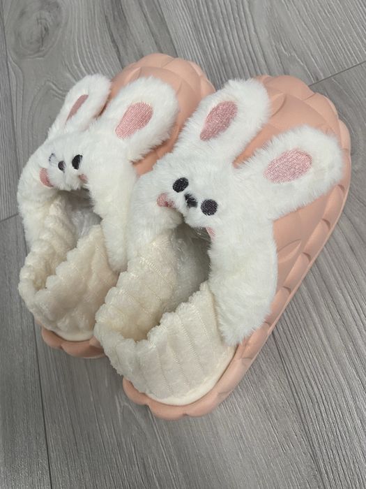 Продам тапочки-кроксы новые