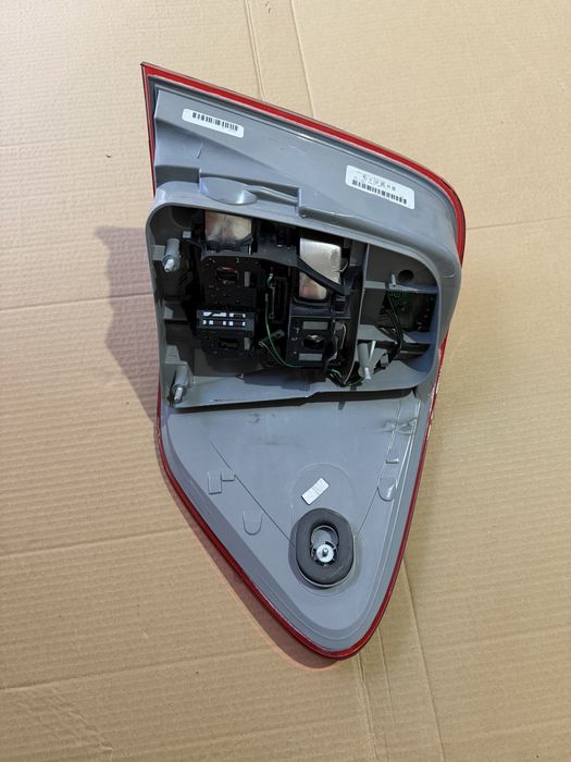 Ляв LED стоп за Mercedes ML W164