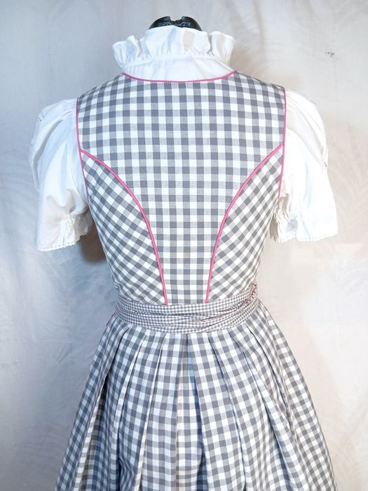 Dirndl Nr 36 rochie bavareză Oktoberfest tiroleza sarafan austriac