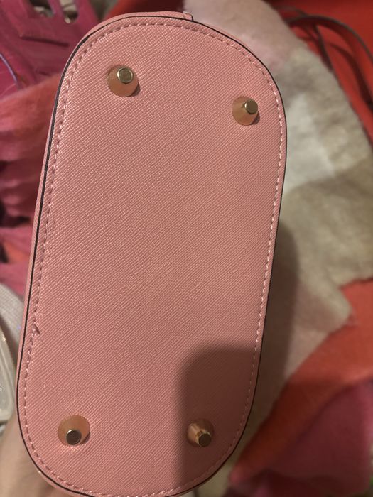 Дамски чанти 1 guess ,2 zara