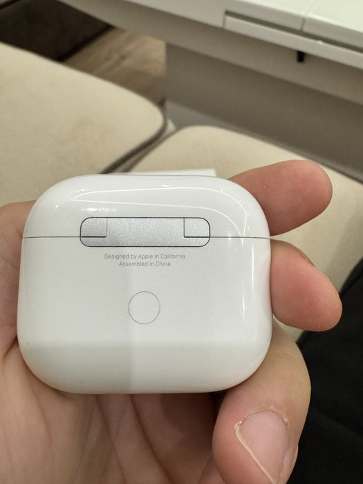 Apple AirPods Gen 3