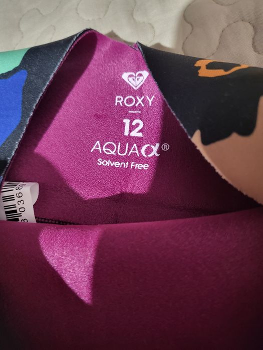 Нов Roxy неопренов костюм