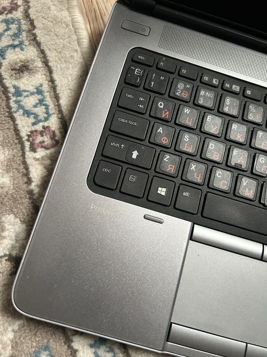 Ноутбук HP офисн