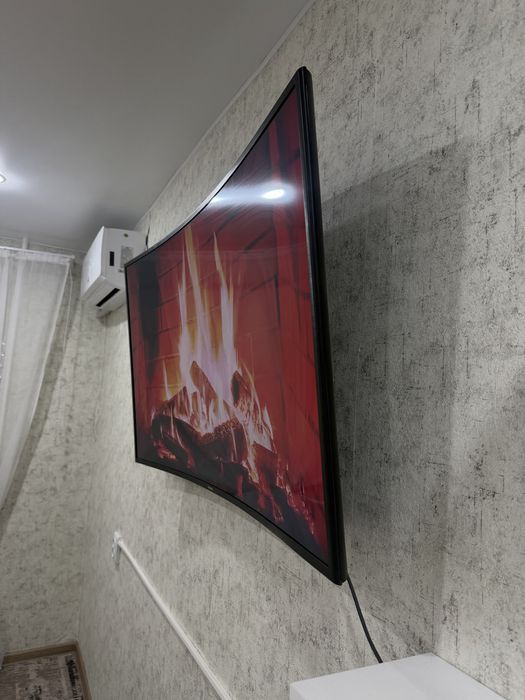 Продам телевизор Samsung ue49mu6300