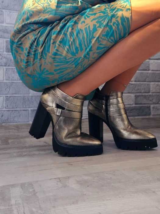 Cizme Musette, Cristhelene B, nr.40, super-usoare si ft confortabile