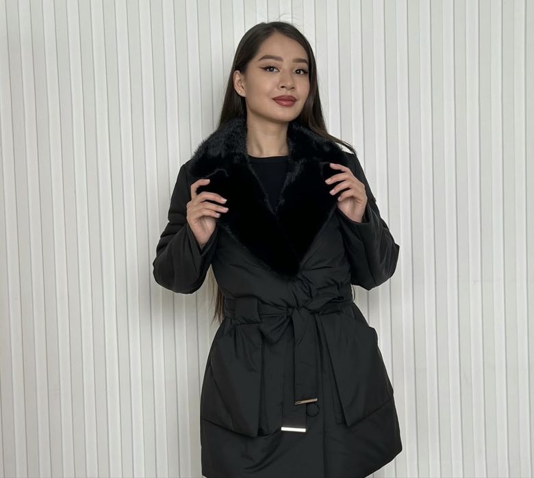 Куртка с норковым воротником
