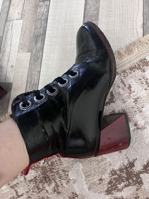 Продам женскую обувь