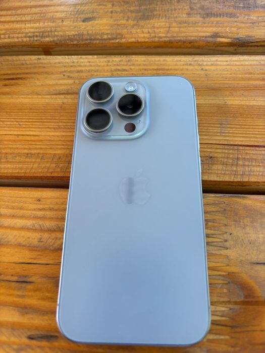 Продам iphone 15 pro
