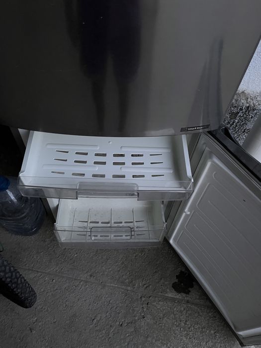 Холодильник LG Smart Inverter