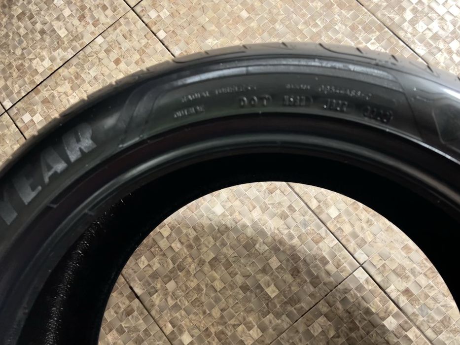 Vand doua anvelope vara 245 45 18 96W DOT 3322 GoodYear Eagle F1 asymmetric 3