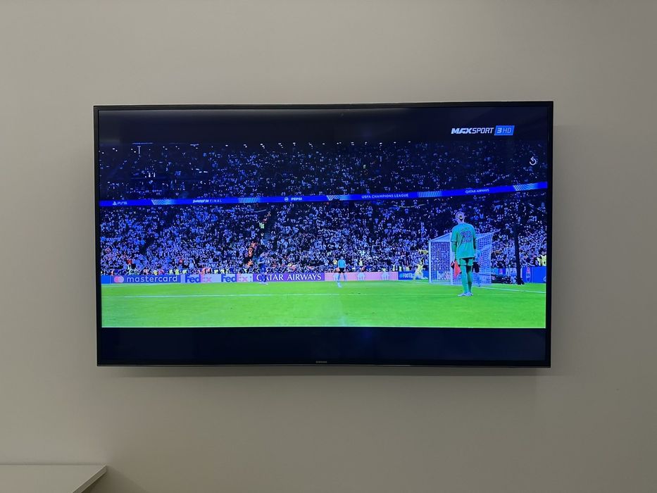 Телевизор Samsung UE55JU6440