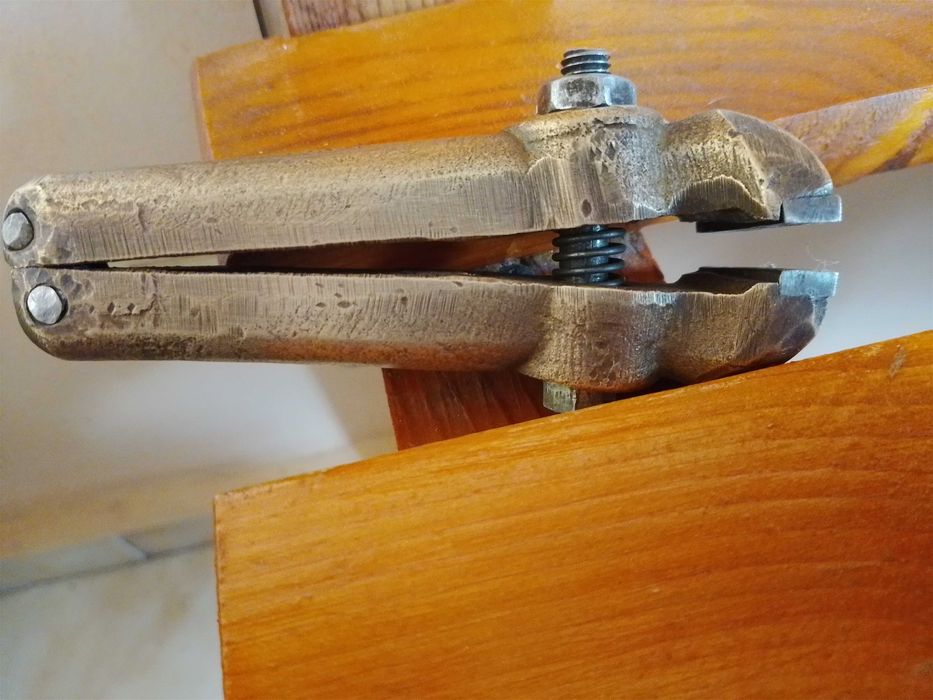 Менгеме  "БГ"  "15лв" ново!+Доставка!