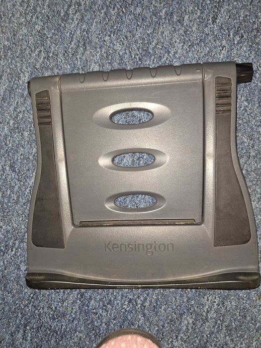 Suport laptop foarte bun