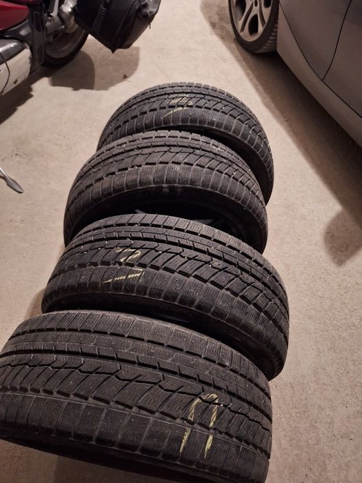 4 зимни гуми 15"