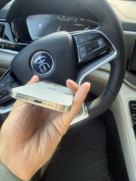 Iphone 15 pro sim срочно