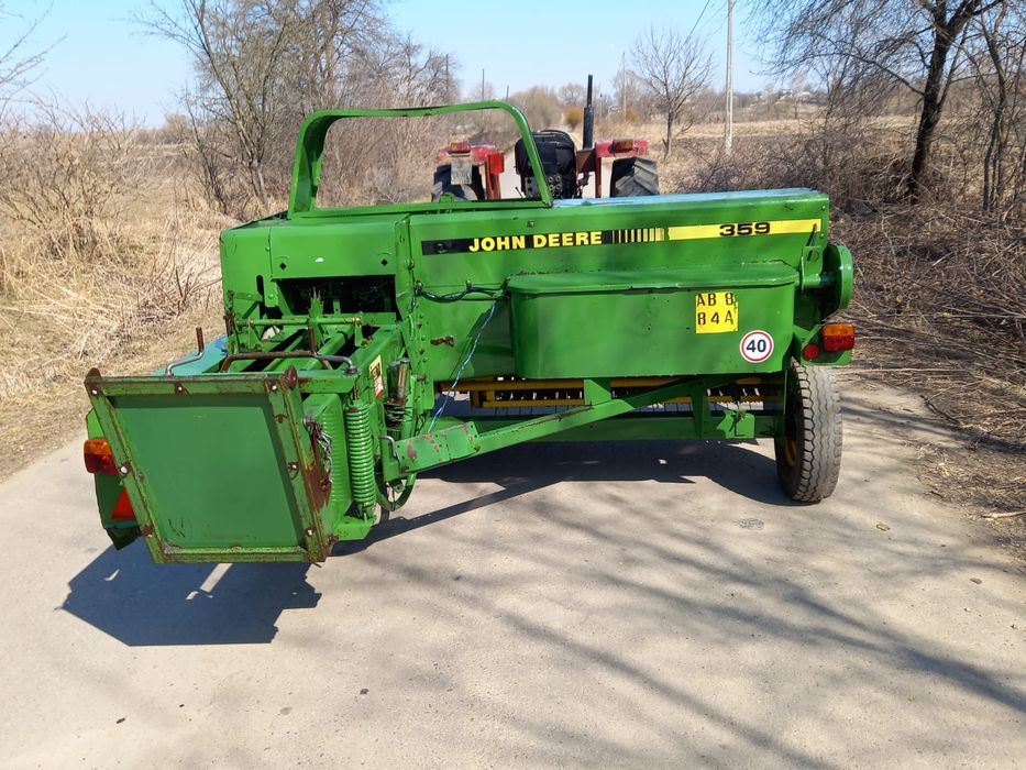 Balotiera John Deere model.359