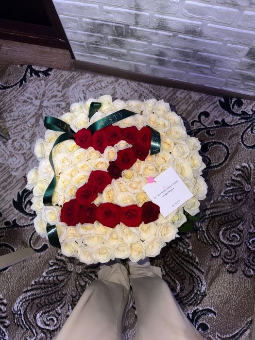 101 белый роза именной