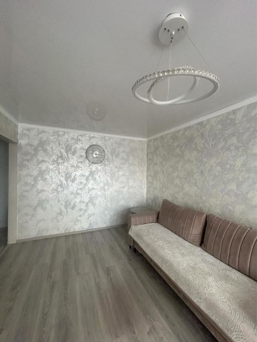 Продам 2 ком квартиру Ленинградка район Океана
