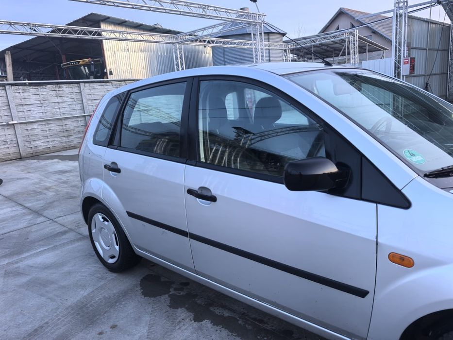 Ford Fiesta 1.4benzina 2004