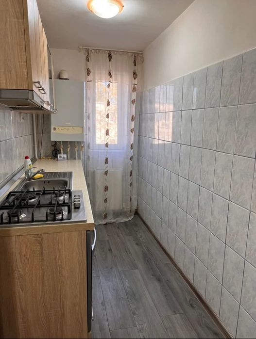 Închiriez garsonieră confort I