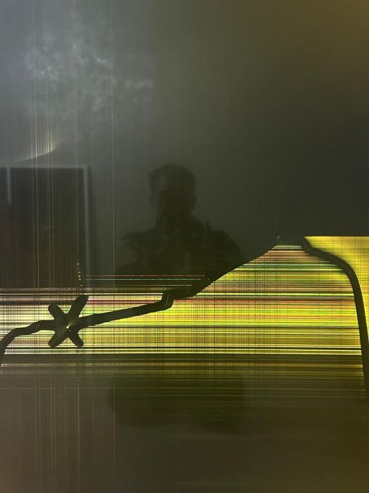 Продам телевизор