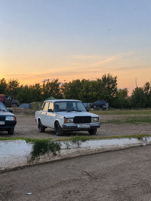 Продам ваз2107  инжектор  2005 год